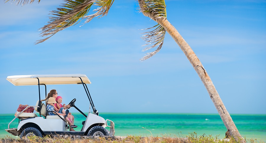 5 Benefits of Plated Golf Cart Rentals
