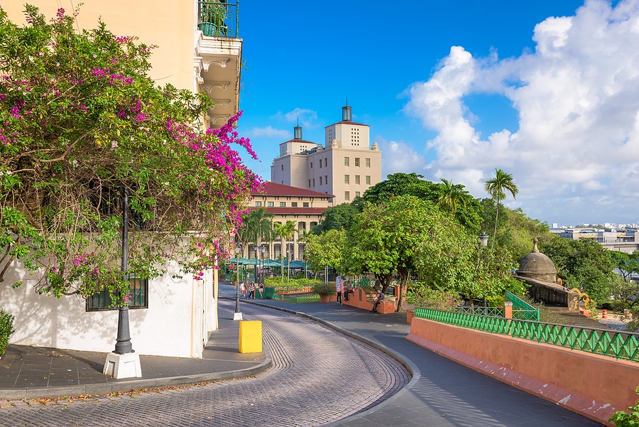 Top 5 Safety Tips for Driving in Puerto Rico