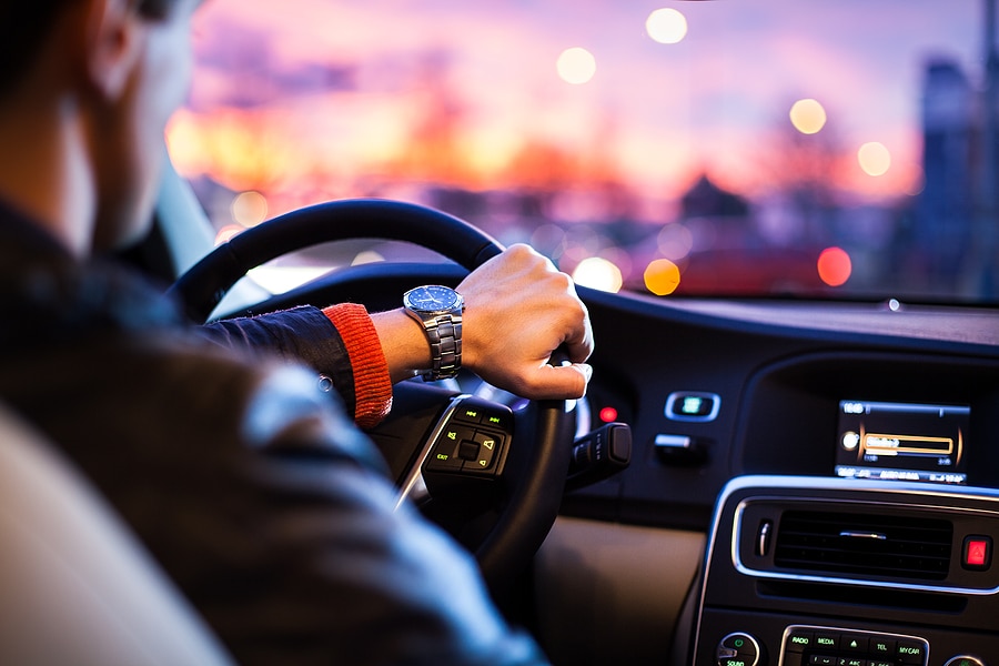 Night Drives: Safe, Serene Routes for Evening Cruising